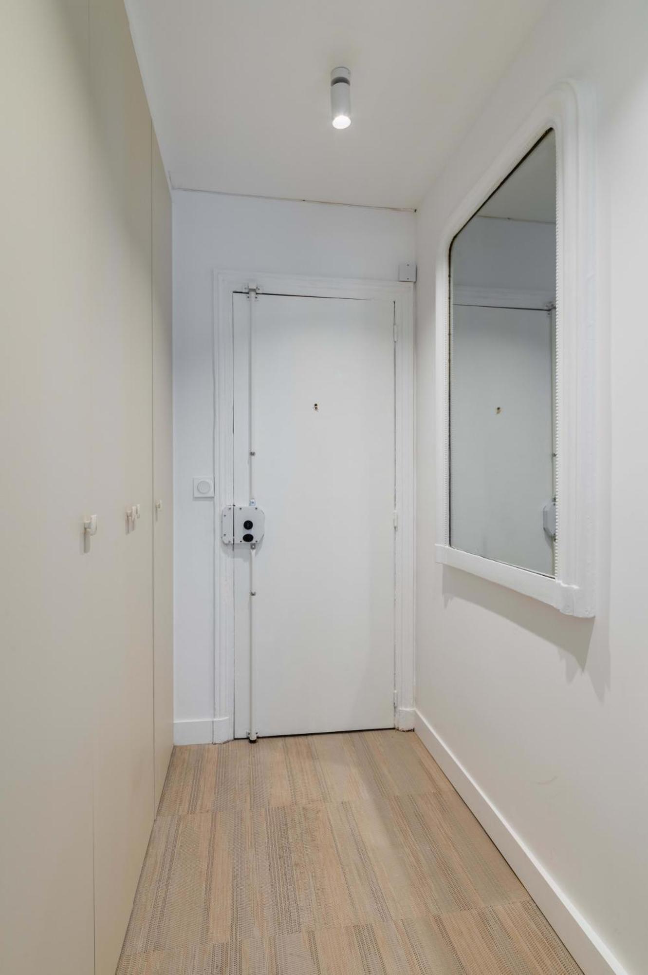 Grand Studio Refait A Neuf Paris 16 - 4P - Flat-Guest Extérieur photo